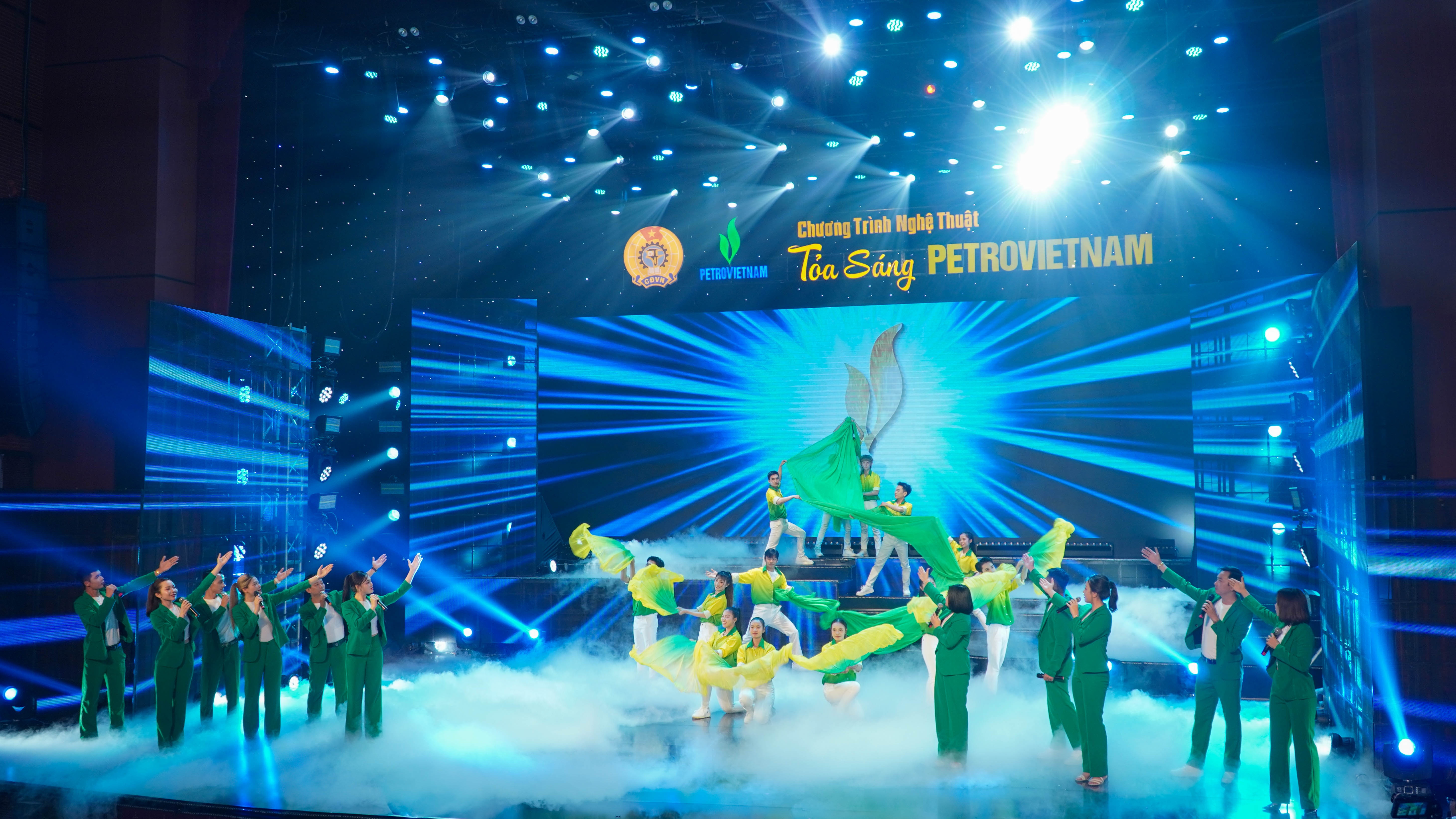 [E Magazine] Bản hòa ca của niềm tin và khát vọng trong hành trình 50 năm