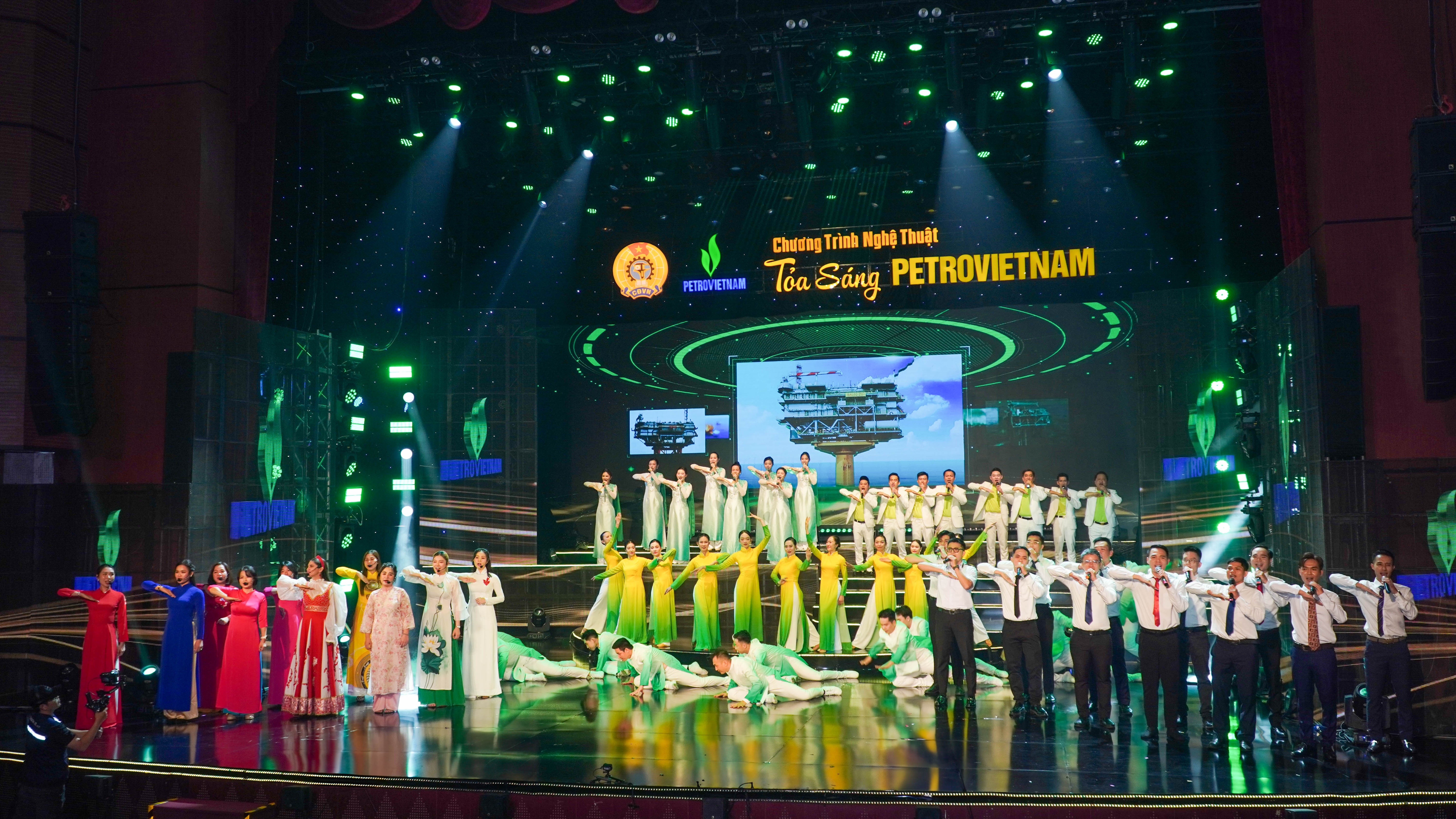 [E Magazine] Bản hòa ca của niềm tin và khát vọng trong hành trình 50 năm