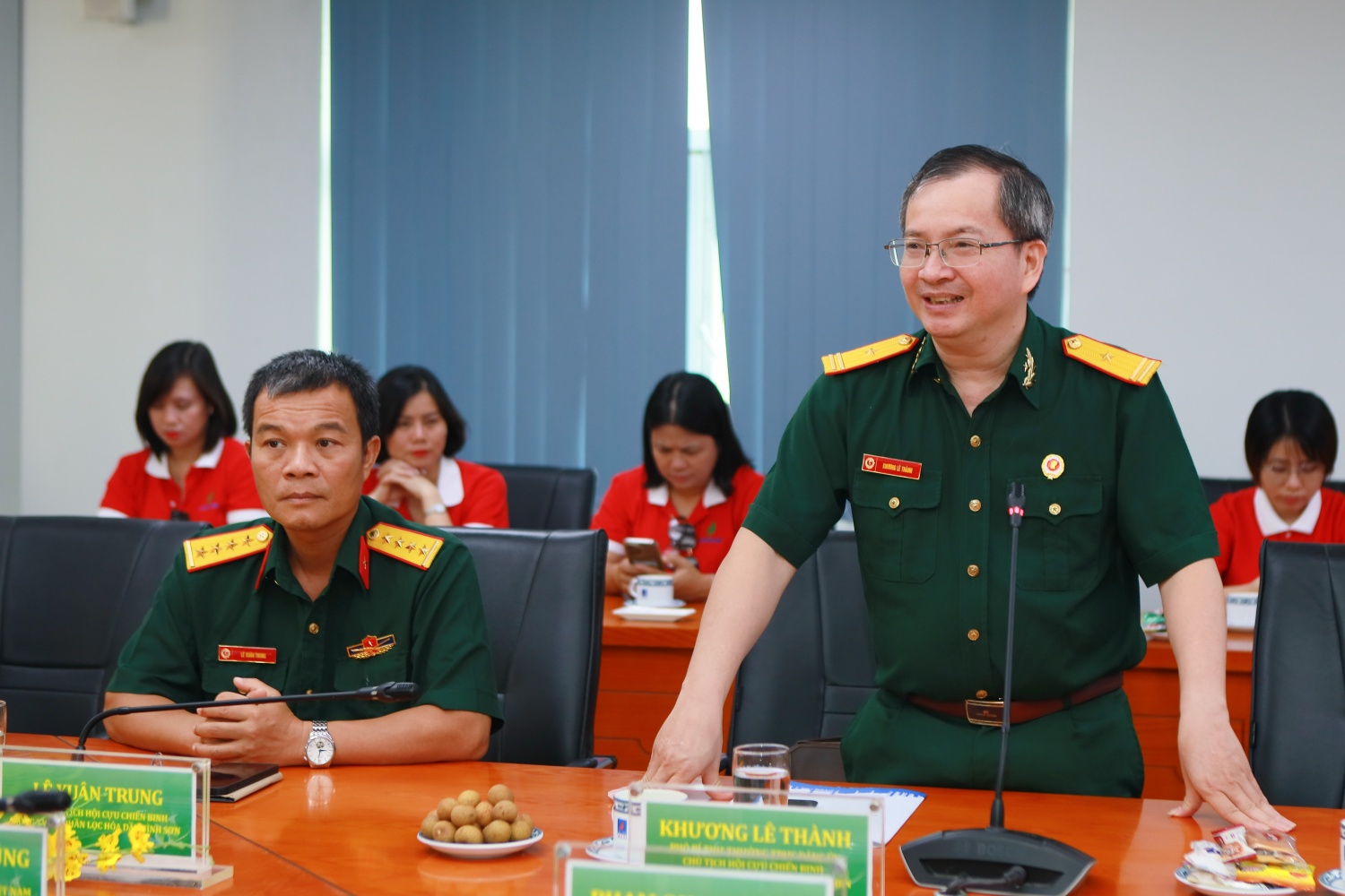 Đồng chí Khương Lê Thành – Thành viên HĐQT, Chủ tịch Hội CCB BSR thông tin về tình hình sản xuất kinh doanh của BSR.