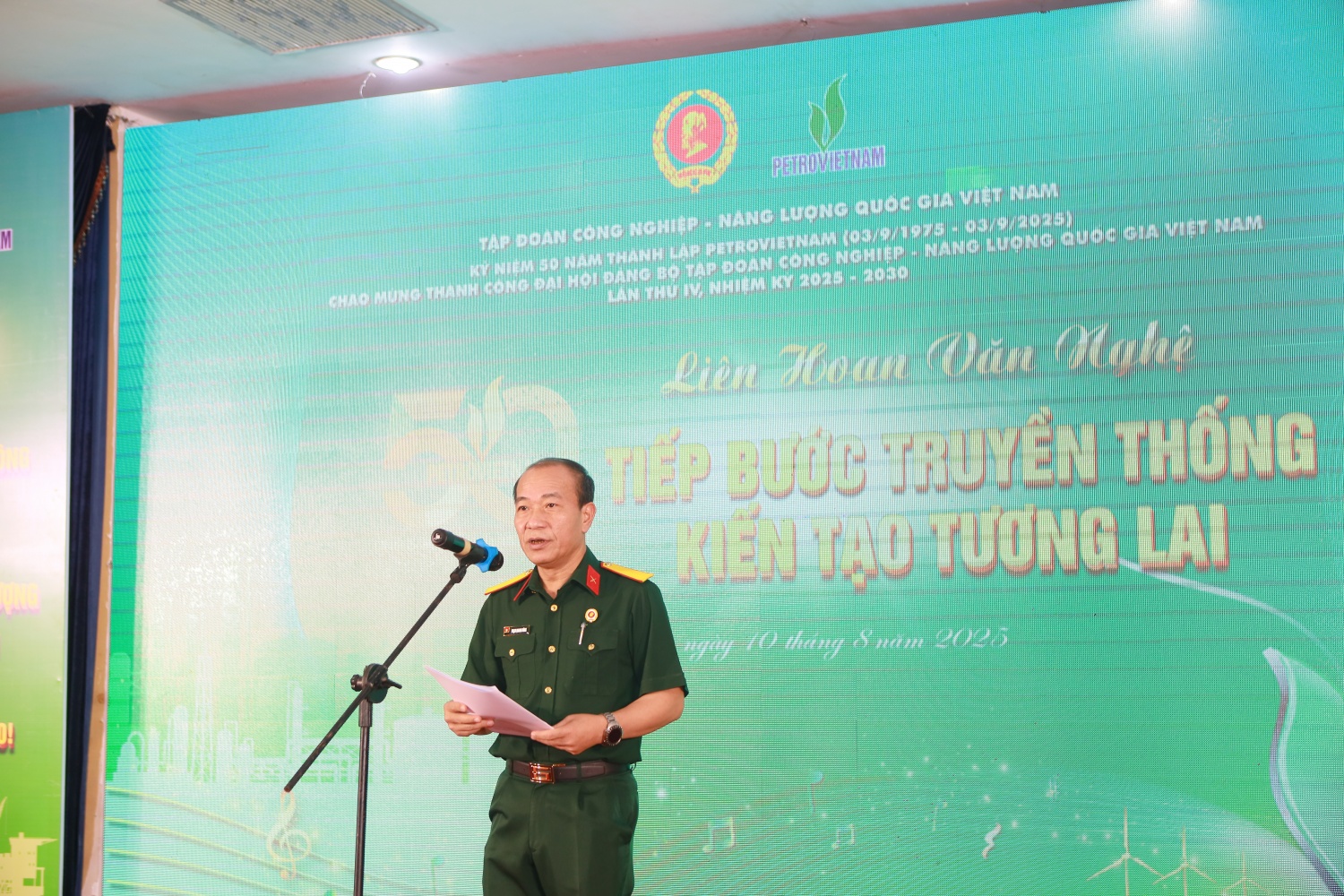 Phát biểu tại Chương trình, đồng chí Phạm Quang Dũng - Ủy viên Ban Thường vụ Trung ương Hội Cựu chiến binh Việt Nam, Ủy viên Ban Thường vụ Đảng ủy, Chánh Văn phòng Đảng ủy; Chủ tịch Hội CCB Tập đoàn nhấn mạnh: “Với tinh thần đổi mới, sáng tạo và khát vọng