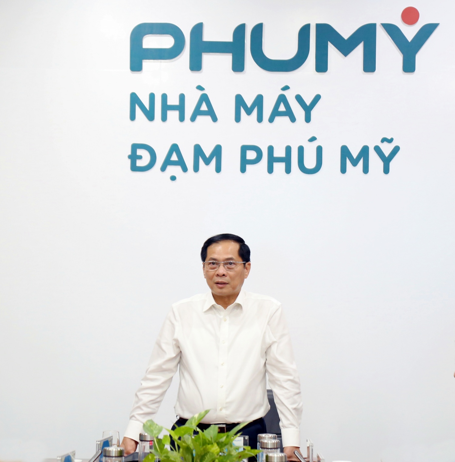 Phó Thủ tướng Bùi Thanh Sơn thăm Nhà máy Đạm Phú Mỹ