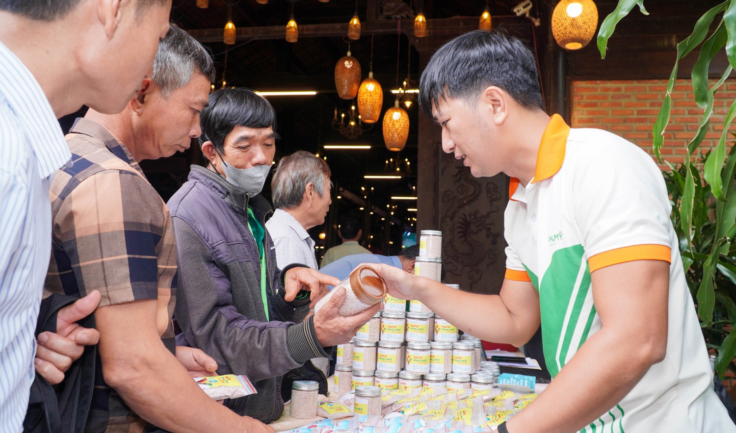 PVFCCo – Phú Mỹ đồng hành cùng nông dân Đắk Lắk trong canh tác sầu riêng bền vững