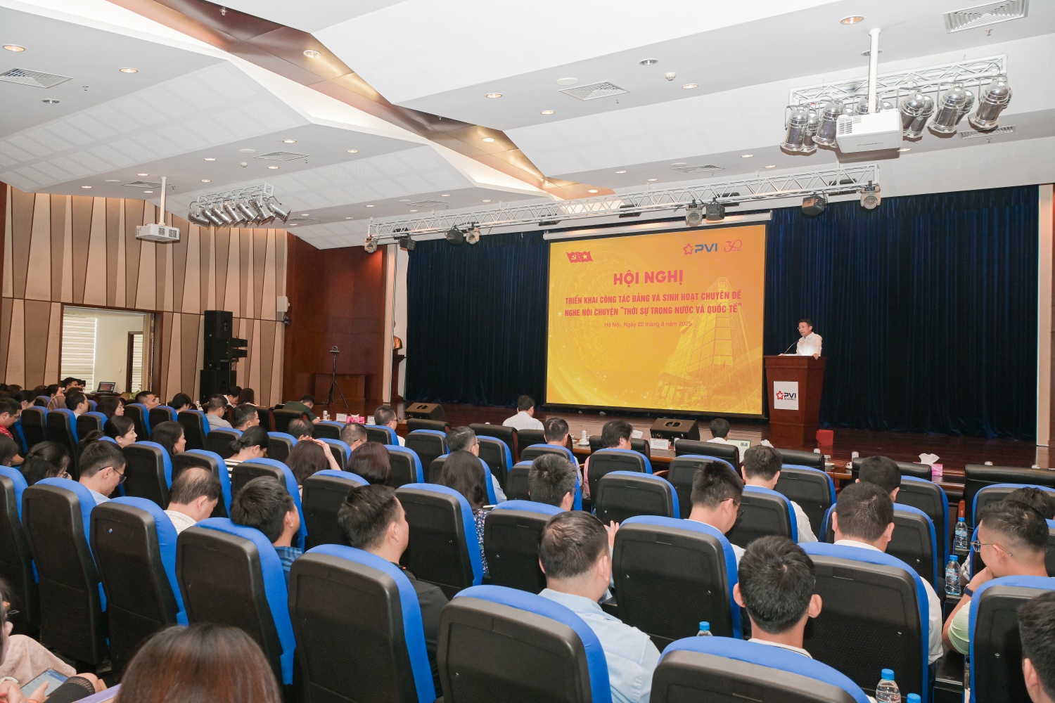 Đảng ủy PVI phổ biến, quán triệt Nghị quyết Đại hội Đảng các cấp