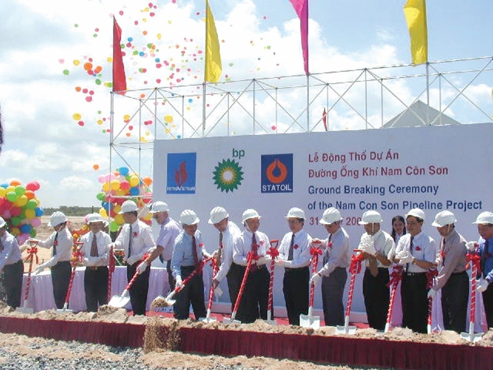 Lễ động thổ xây dựng dự án đường ống khí Nam Côn Sơn Lễ động thổ xây dựng dự án đường ống khí Nam Côn Sơn