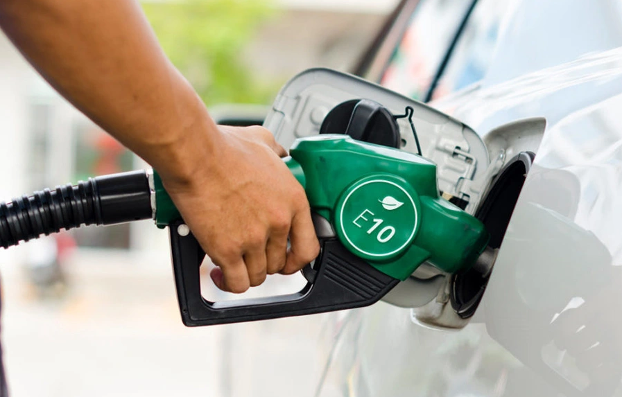 Xăng sinh học: Bắt buộc hay tự nguyện?