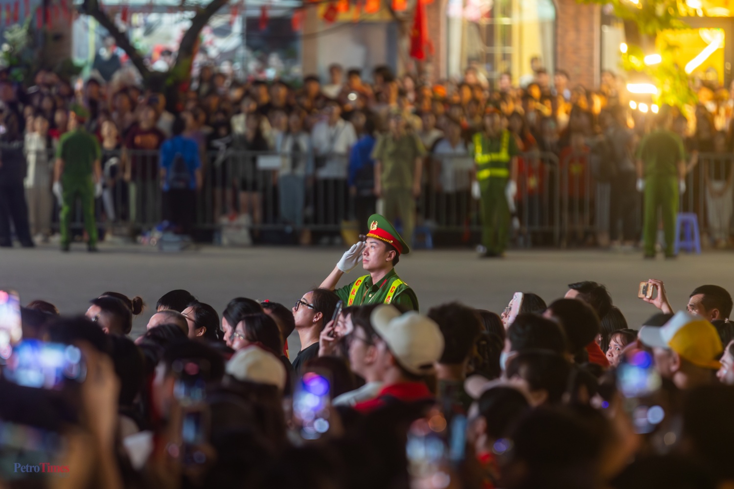 Sơ duyệt A80: Những bước chân tự hào giữa vòng tay nhân dân