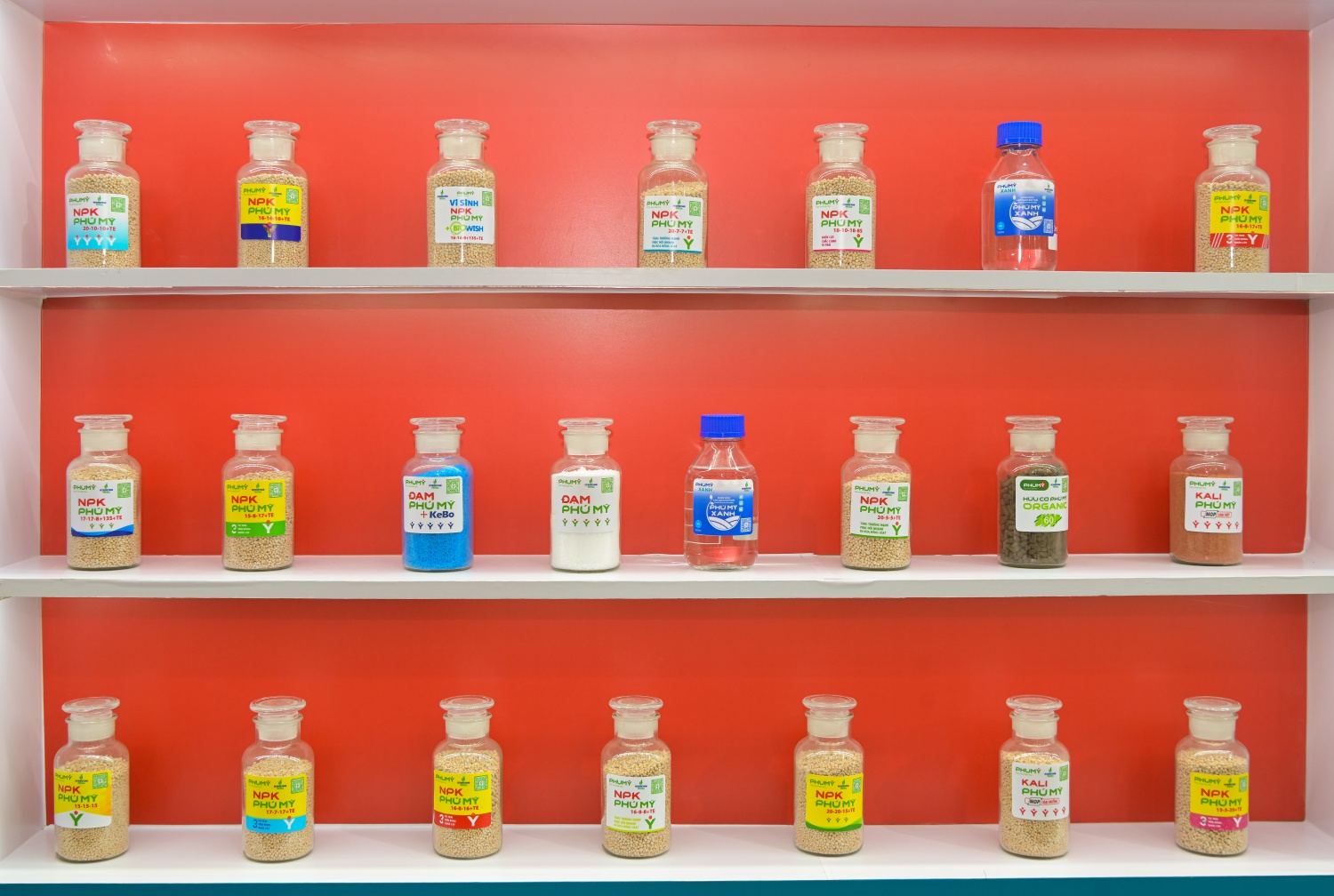 Gian hàng Phú Mỹ – PVFCCo thu hút khách tham quan tại Triển lãm thành tựu đất nước