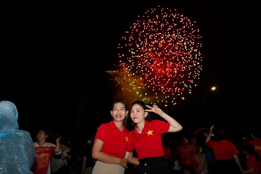 TP. Hồ Chí Minh ngời sáng tương lai với chương trình nghệ thuật đặc biệt Ánh Sao Độc Lập