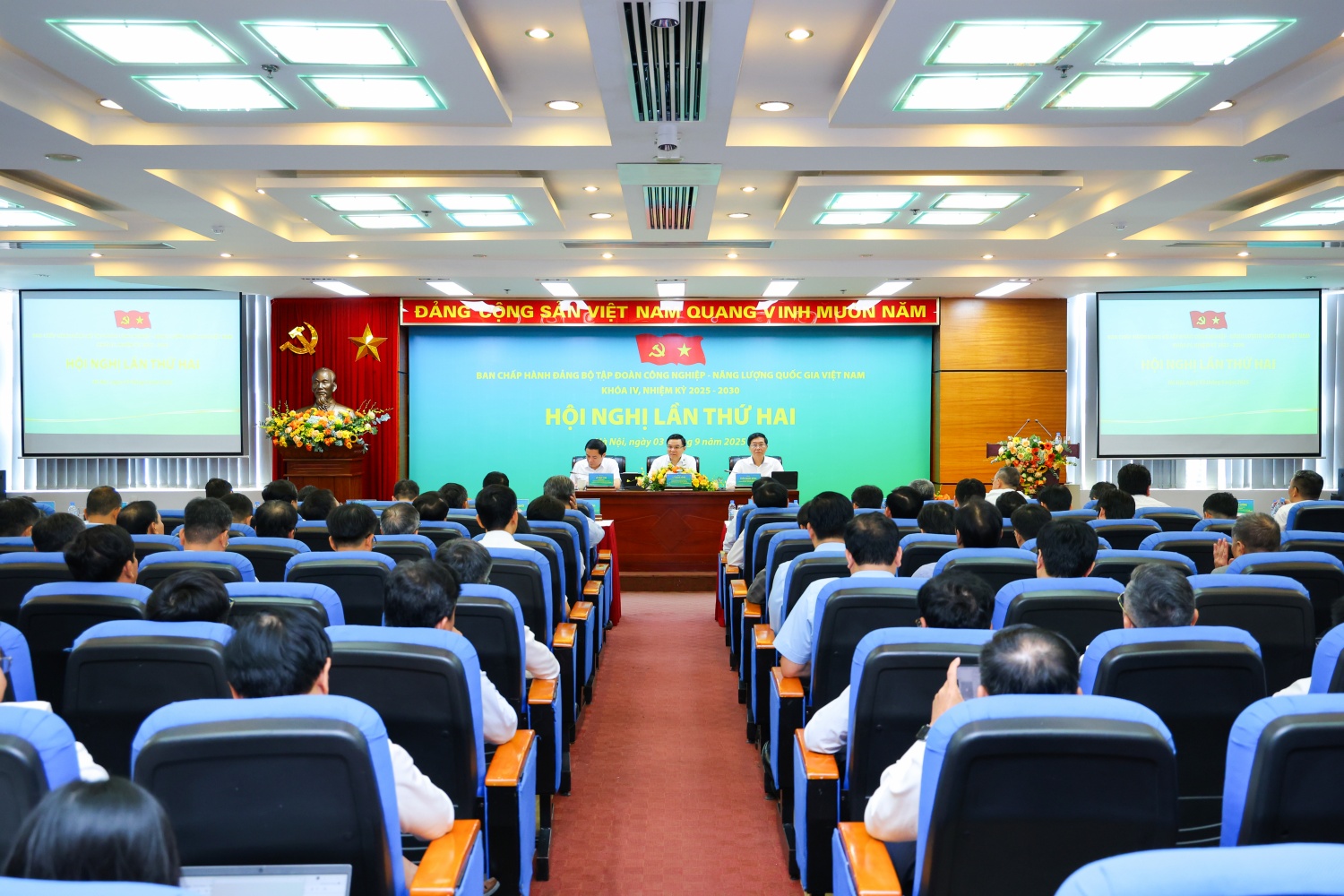 Petrovietnam tổ chức Hội nghị Ban Chấp hành Đảng bộ lần thứ 2, nhiệm kỳ 2025-2030 Petrovietnam tổ chức Hội nghị Ban Chấp hành Đảng bộ lần thứ 2, nhiệm kỳ 2025-2030