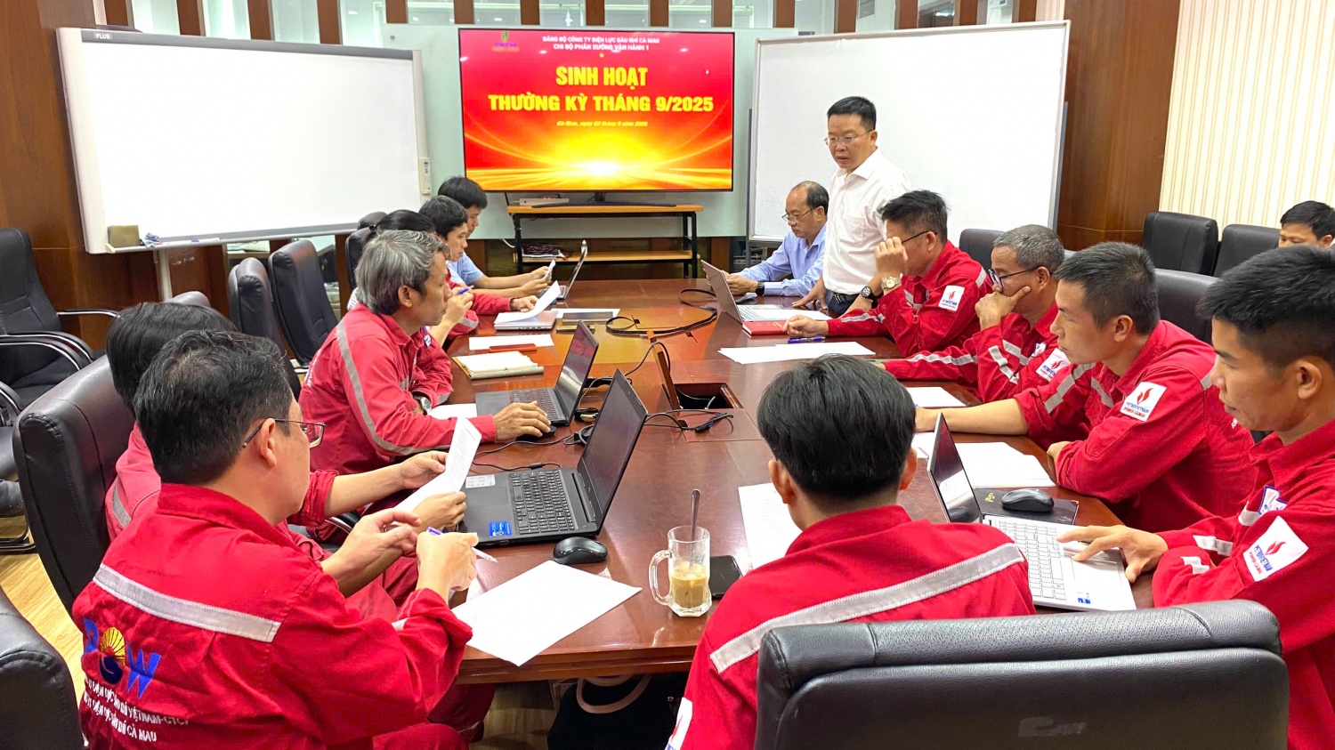 PV Power đổi mới nội dung, phương thức sinh hoạt Chi bộ