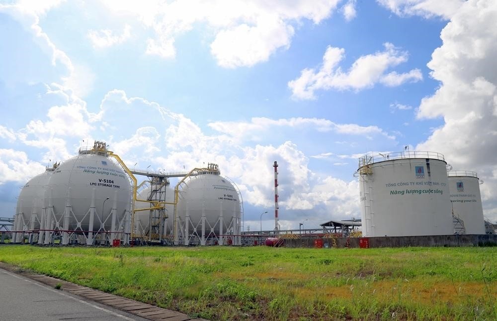 Một góc Nhà máy Xử lý khí Cà Mau