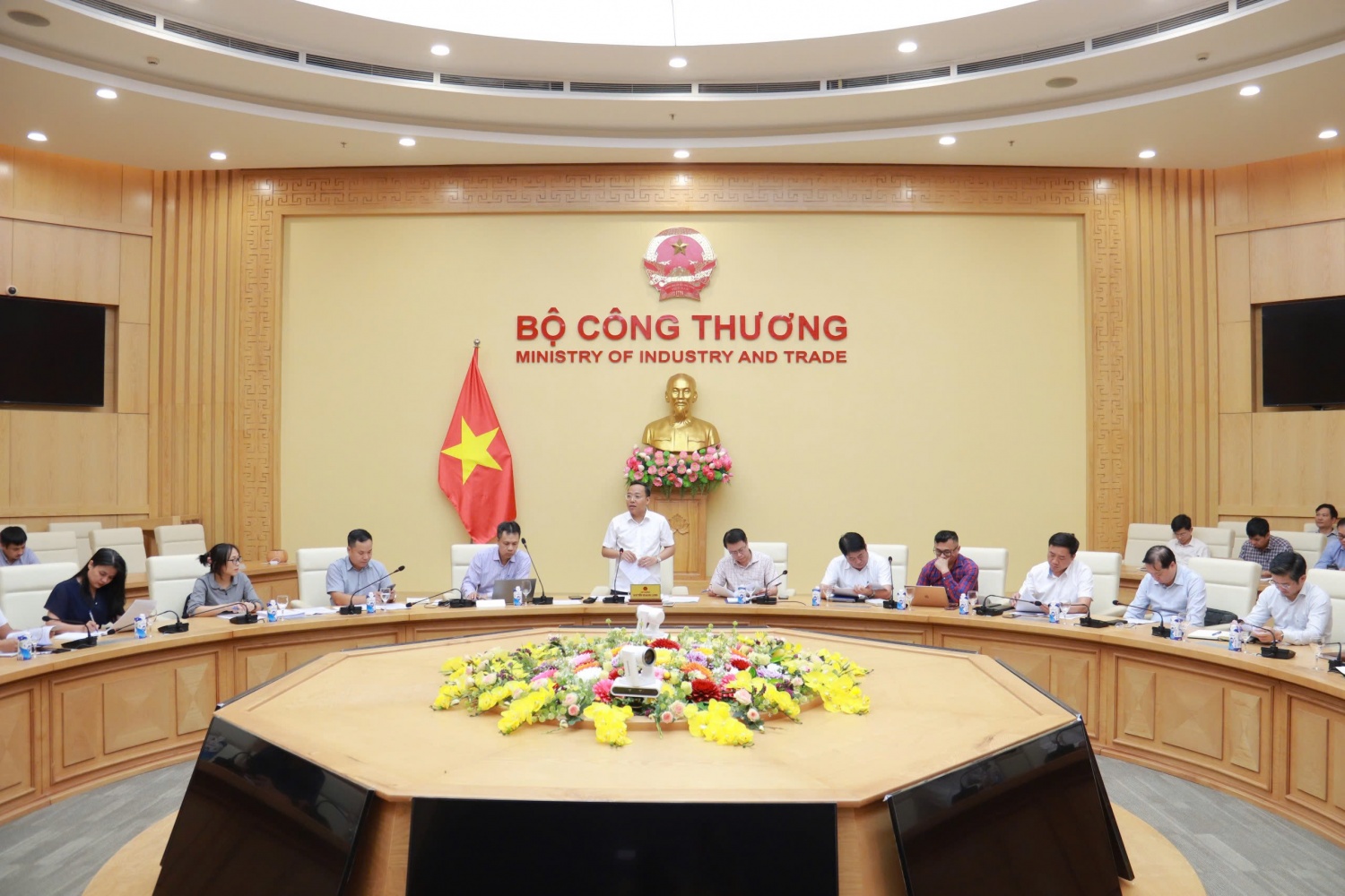 Bộ Công Thương triển khai Nghị quyết 70: Hành động quyết liệt, không còn khái niệm “tiến từng bước”
