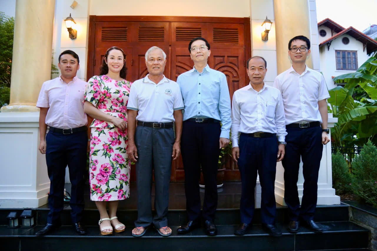 Lãnh đạo Petrovietnam tri ân sâu sắc tới các thế hệ lãnh đạo, người lao động qua các thời kỳ