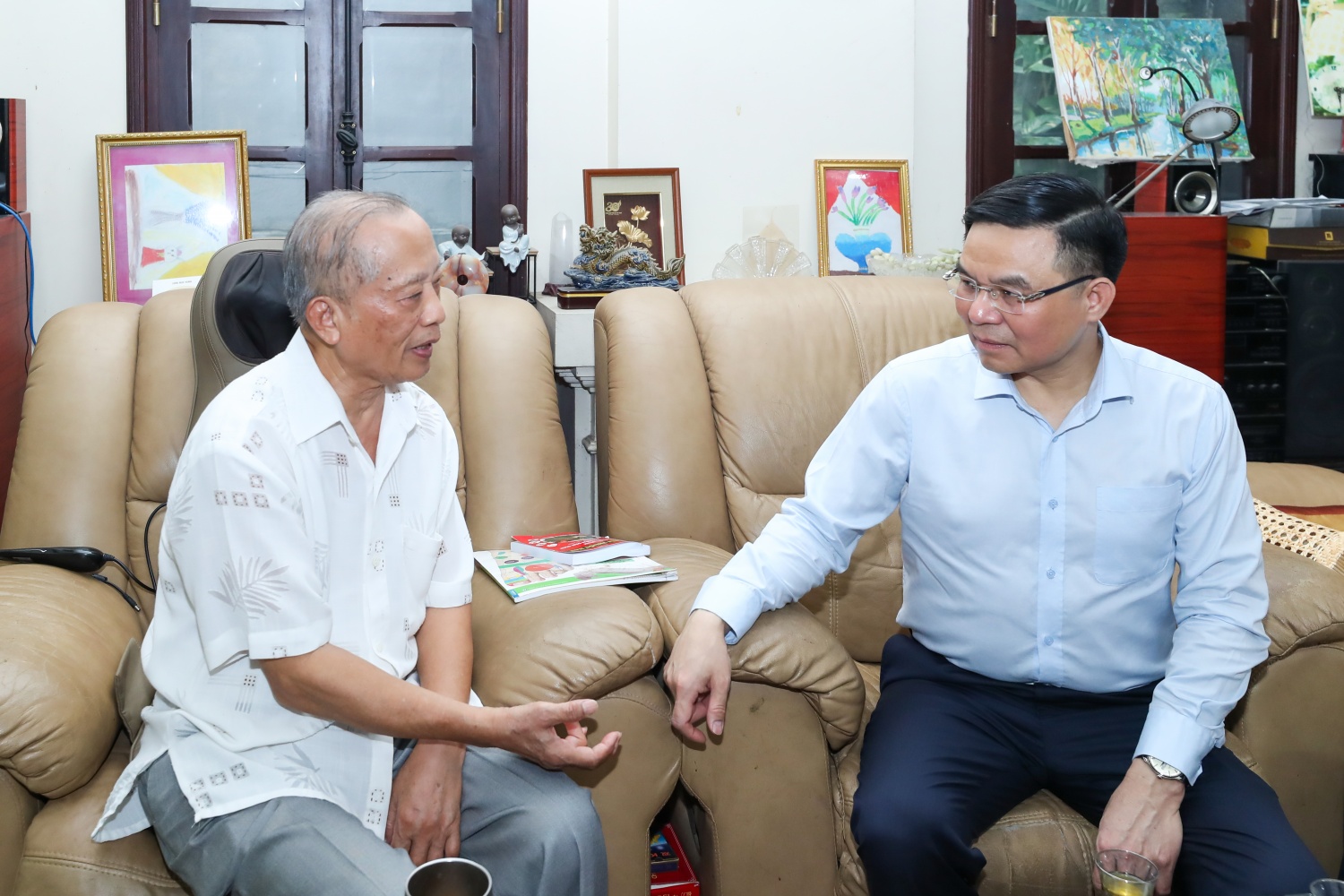 Các thế hệ người Petrovietnam hôm nay gửi lời tri ân sâu sắc tới các thế hệ lãnh đạo, người lao động qua các thời kỳ