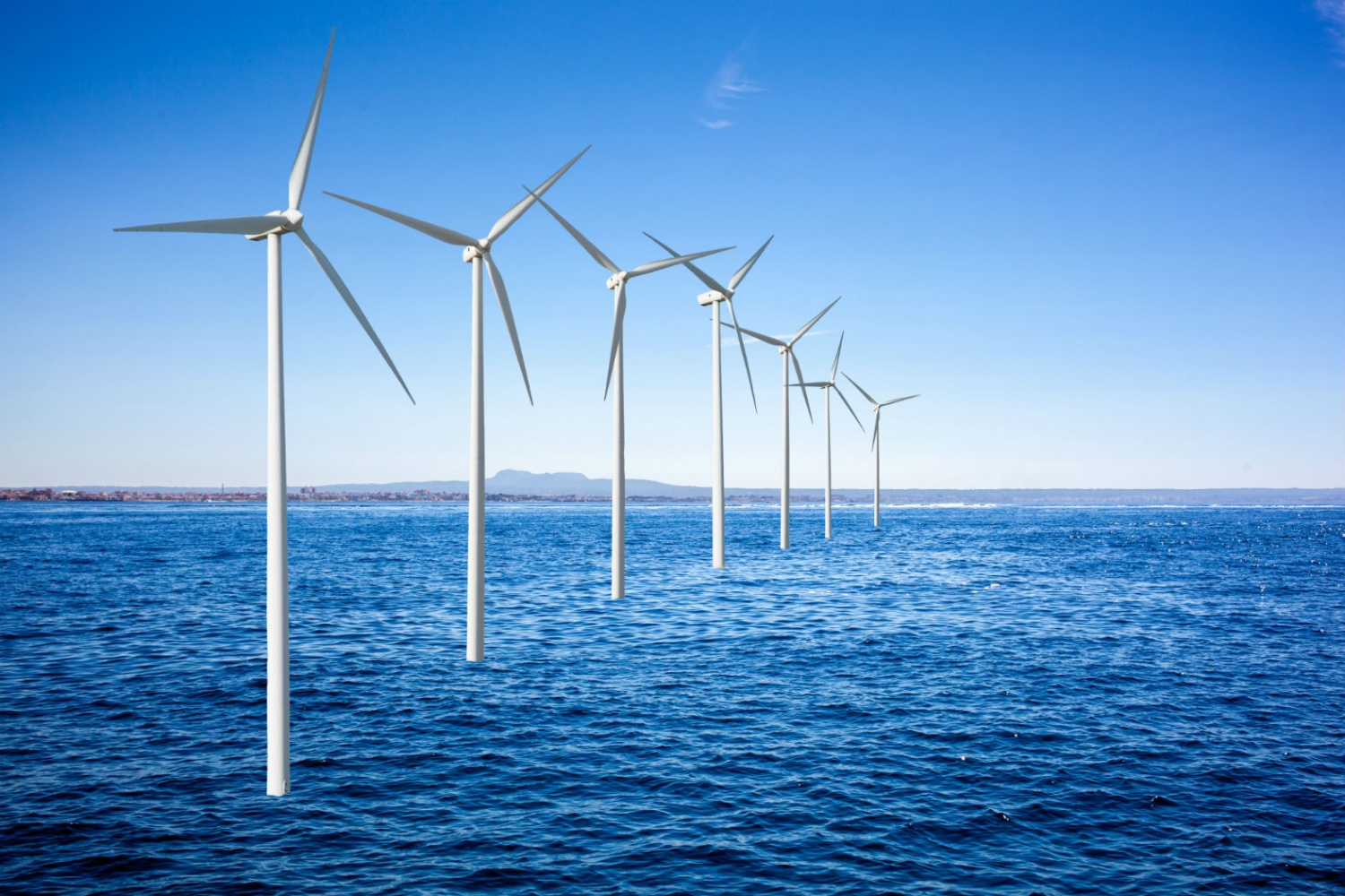 Chính sách phát triển điện gió ngoài khơi: Cơ hội và yêu cầu đối với nhà đầu tư