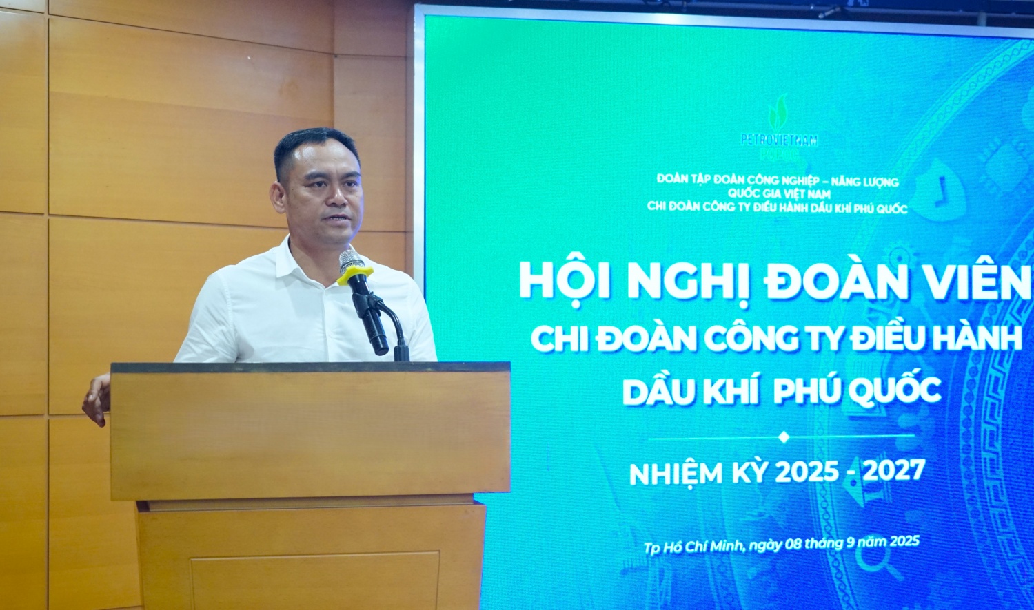 Hội nghị đoàn viên Chi đoàn PQPOC nhiệm kỳ 2025-2027:
Đoàn kết, trách nhiệm và khát vọng cống hiến Hội nghị đoàn viên Chi đoàn PQPOC nhiệm kỳ 2025-2027:
Đoàn kết, trách nhiệm và khát vọng cống hiến
