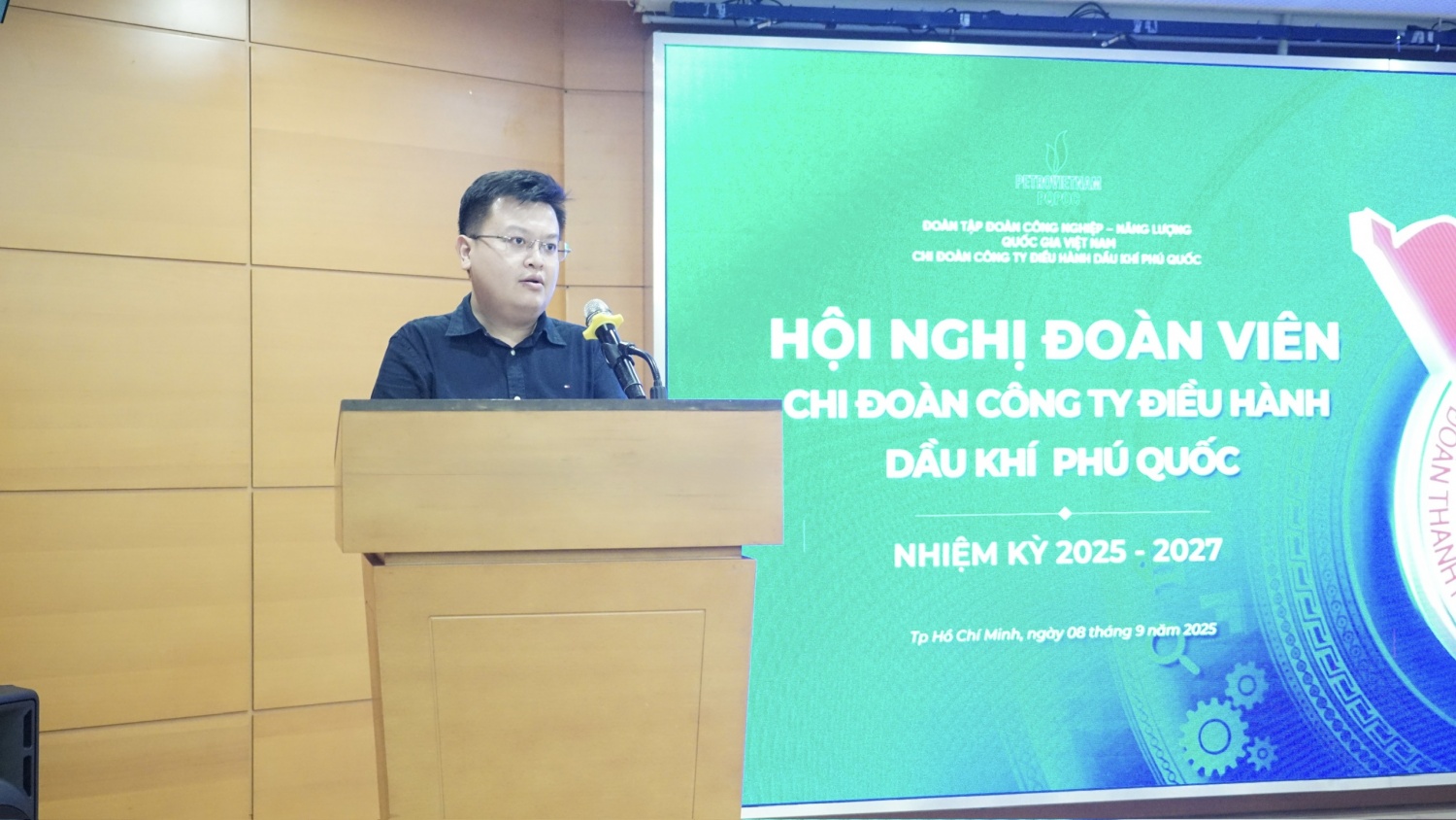 Hội nghị đoàn viên Chi đoàn PQPOC nhiệm kỳ 2025-2027:
Đoàn kết, trách nhiệm và khát vọng cống hiến Hội nghị đoàn viên Chi đoàn PQPOC nhiệm kỳ 2025-2027:
Đoàn kết, trách nhiệm và khát vọng cống hiến