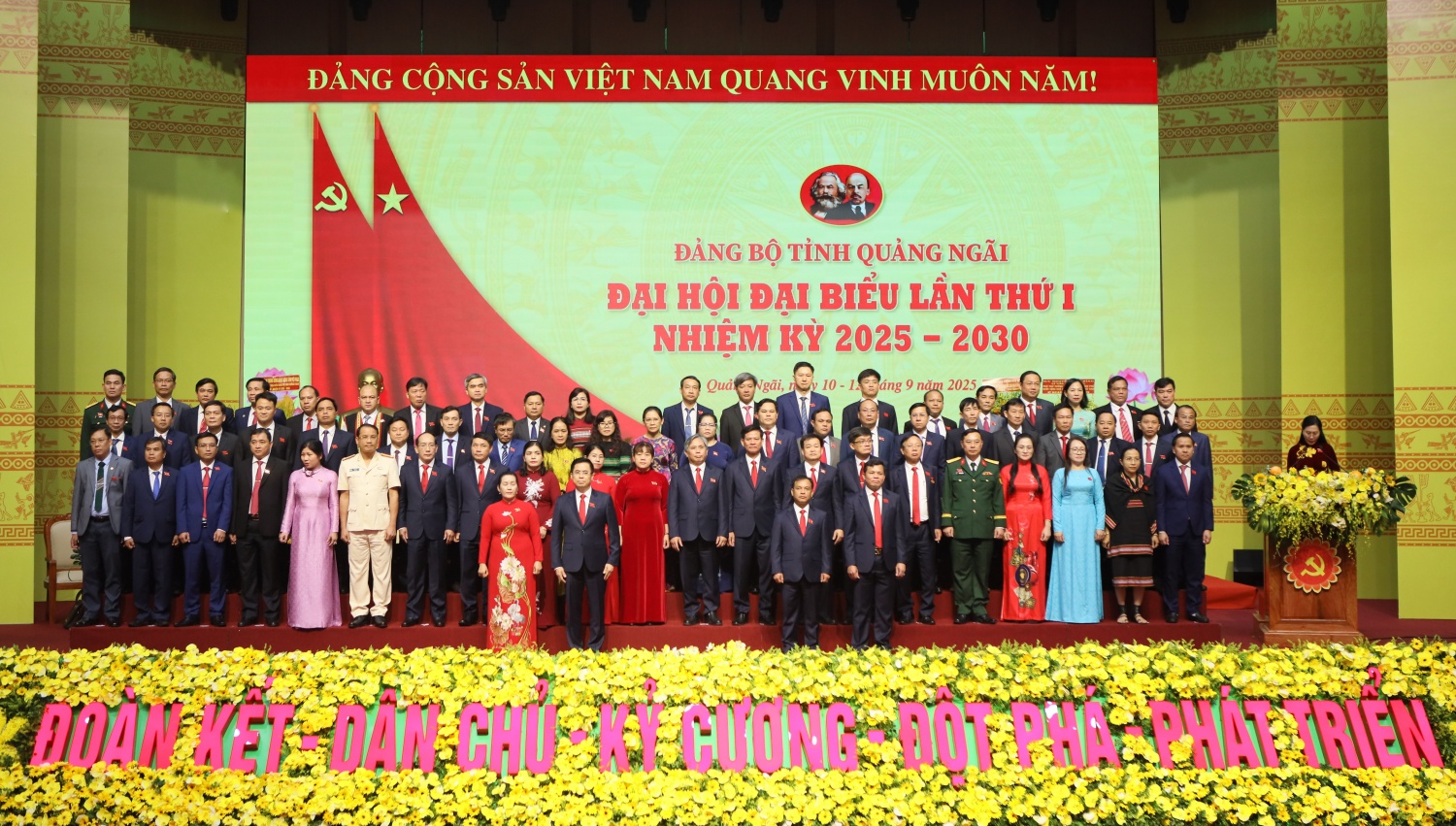 Phát triển tỉnh Quảng Ngãi trở thành cực tăng trưởng quan trọng của miền Trung - Tây Nguyên