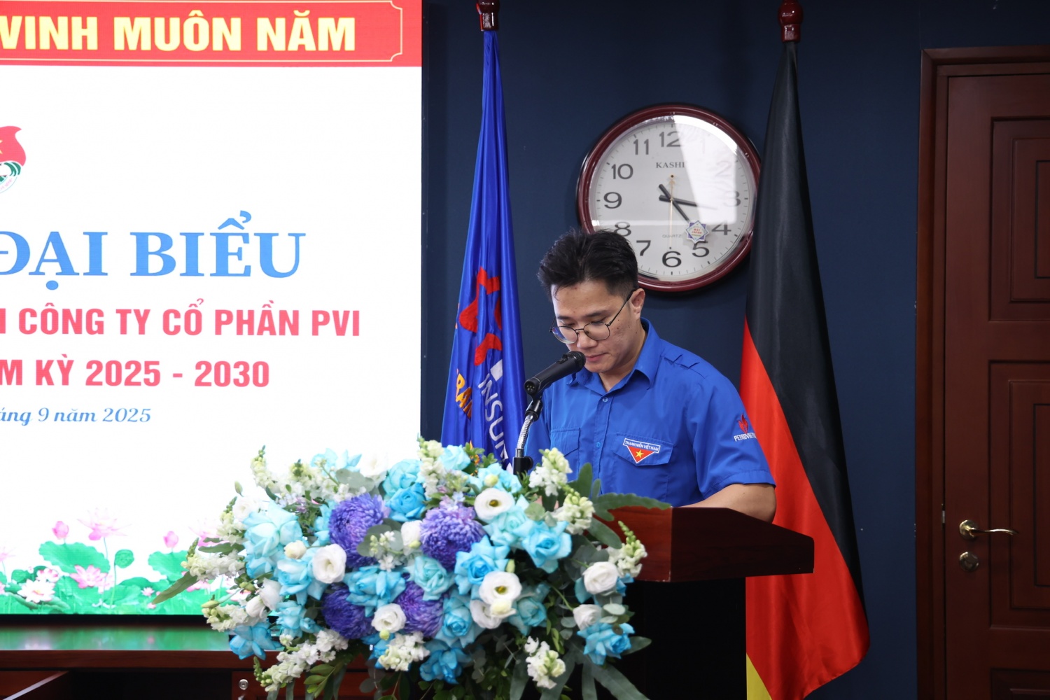 Phan Trương Thái – Bí thư ĐTN PVI Khoá VII trình bày báo cáo chính trị Đại hội