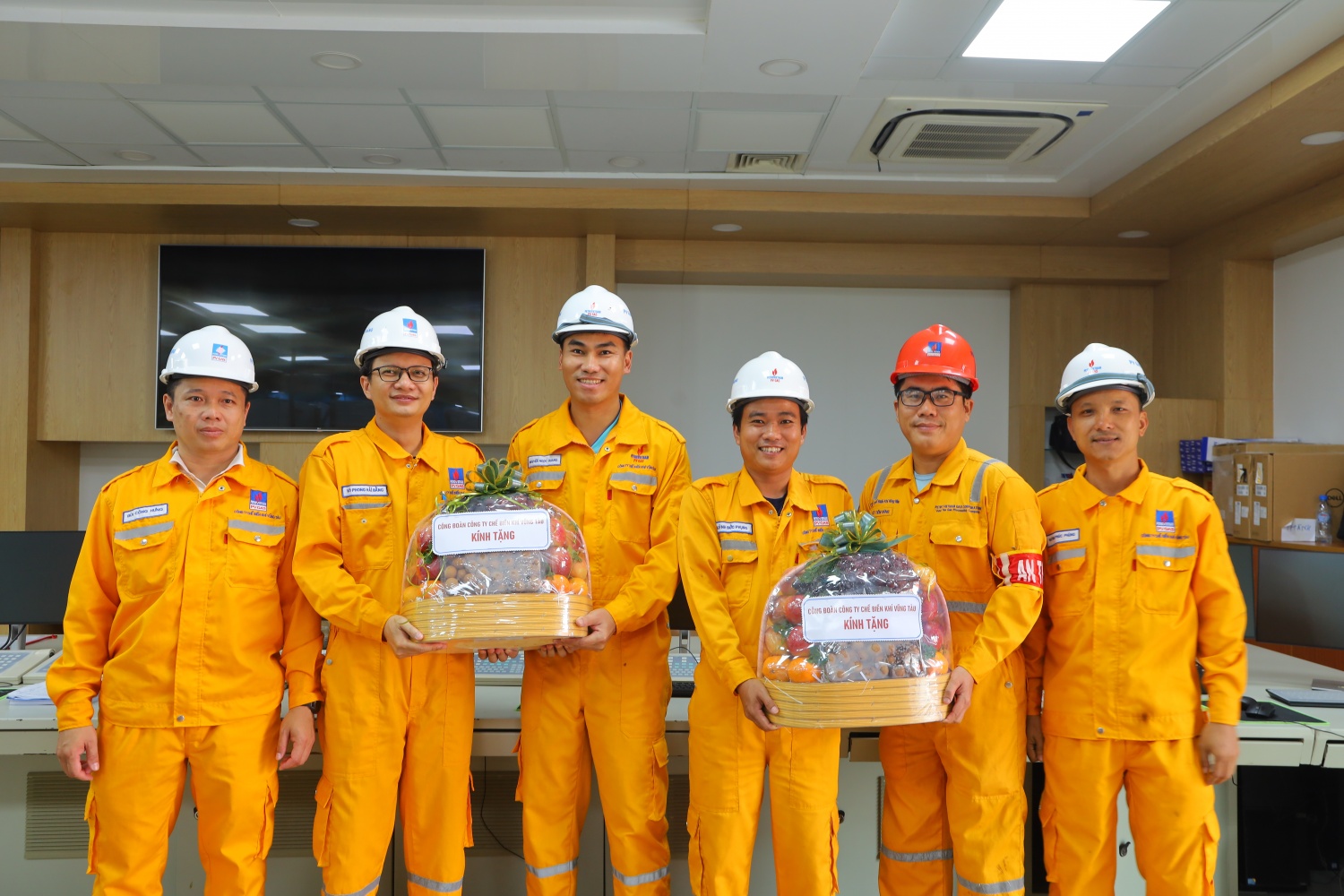 TA GPP Dinh Cố năm 2025 là minh chứng cho sức mạnh của sự kết nối, phối hợp và đồng lòng vì một mục tiêu chung. TA GPP Dinh Cố năm 2025 là minh chứng cho sức mạnh của sự kết nối, phối hợp và đồng lòng vì một mục tiêu chung.