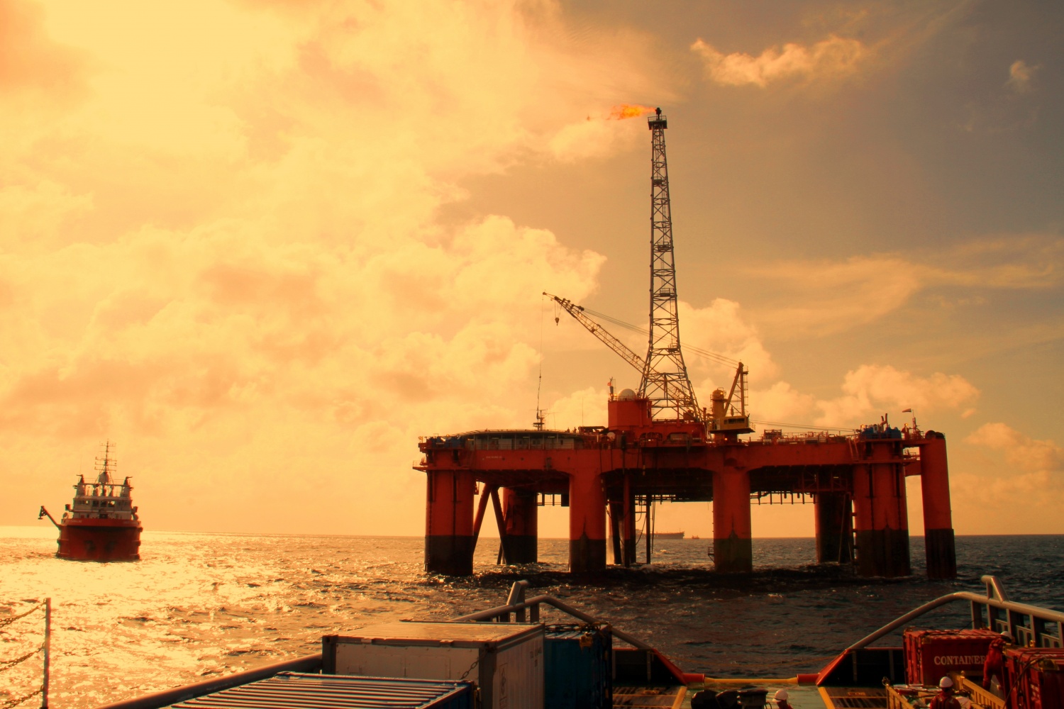 Bản lĩnh người lao động Petrovietnam giữa trùng khơi