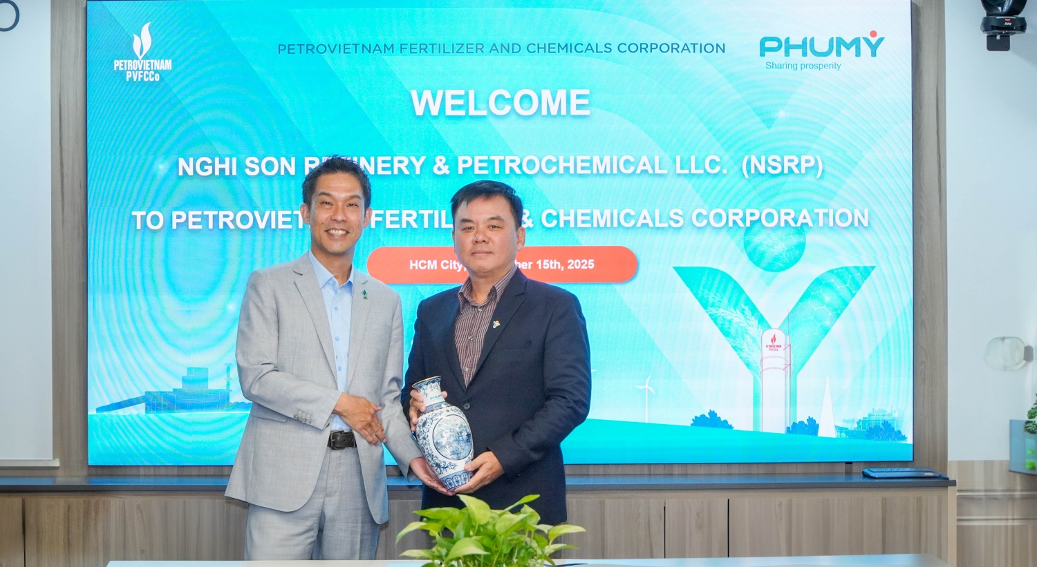 PVFCCo – Phú Mỹ và NSRP thiết lập hợp tác chiến lược trong lĩnh vực hóa chất