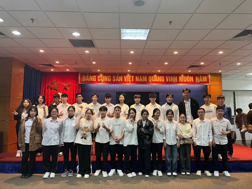 Petrovietnam thắp sáng niềm tin, chắp cánh ước mơ sinh viên nghèo vượt khó