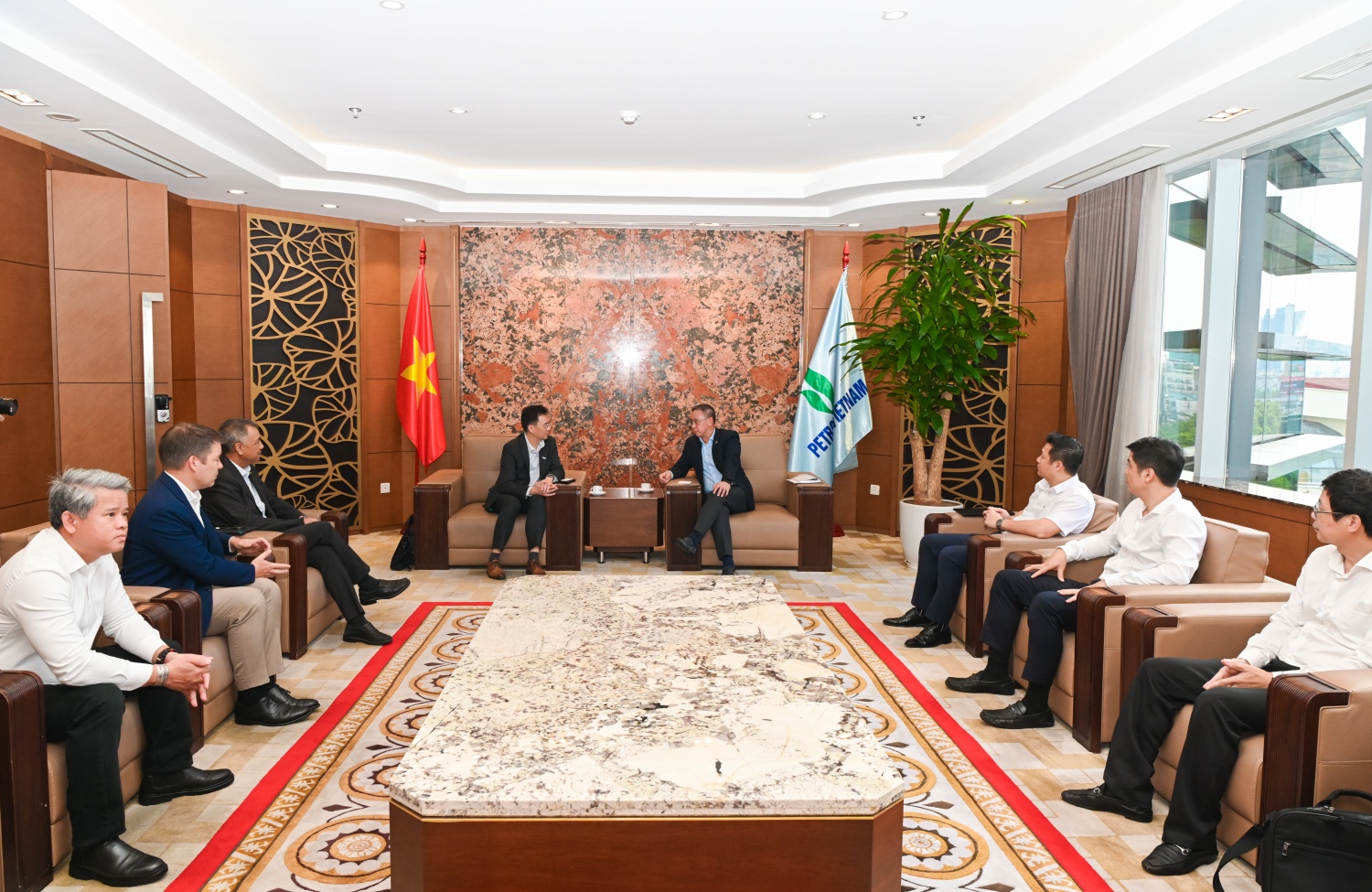  Toàn cảnh buổi làm việc