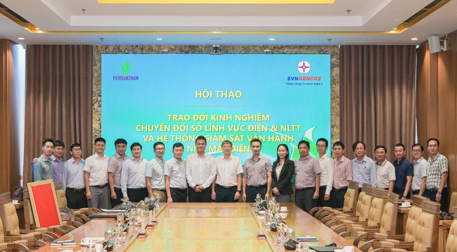 Các đại biểu tham dự Hội thảo