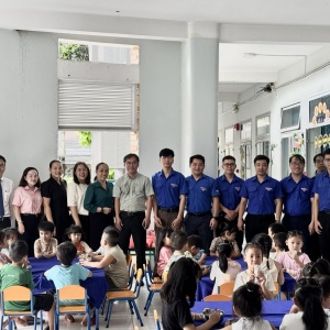 PV Power NT trao tặng trang thiết bị dạy học cho Trường Mầm non Phước Long và Long Thọ