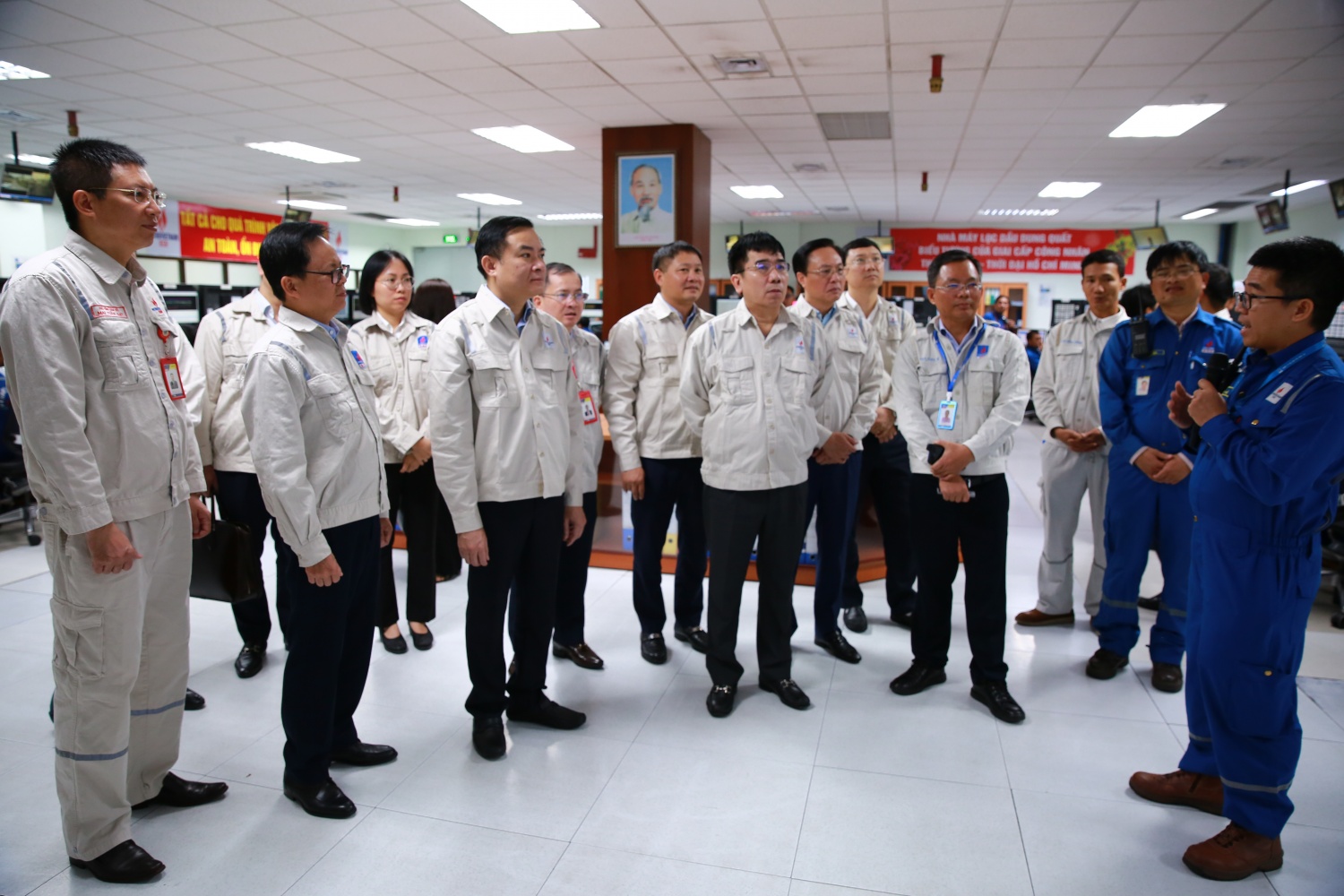 Khoa học công nghệ là chìa khóa dẫn dắt Petrovietnam trong quá trình chuyển dịch năng lượng