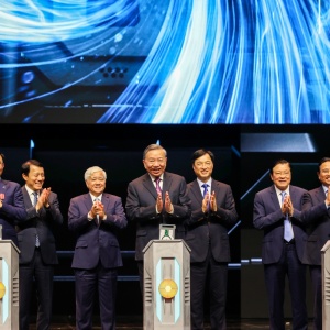 Petrovietnam khởi động chương trình xây dựng 100 phòng thực hành STEM Innovation