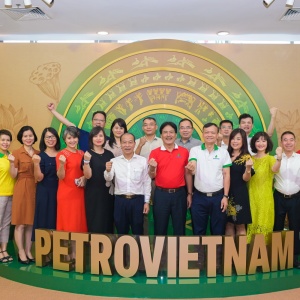 [Chùm ảnh] CLB Dầu khí Trường Sa hòa chung niềm vui, tự hào về dấu mốc 50 năm thành lập Petrovietnam