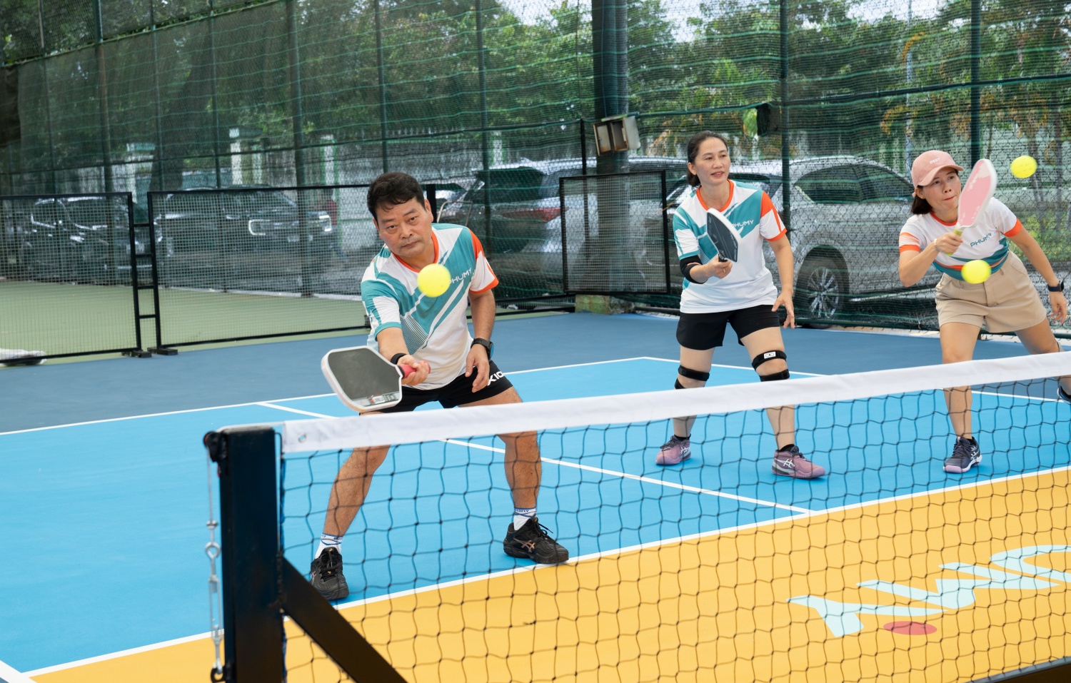Công đoàn PVFCCo – Phú Mỹ khai trương 4 sân tập Pickleball phục vụ người lao động