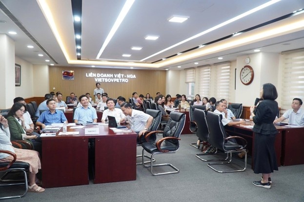 Vietsovpetro tổ chức khóa đào tạo “Kỹ năng xây dựng và triển khai kế hoạch đào tạo hiệu quả”