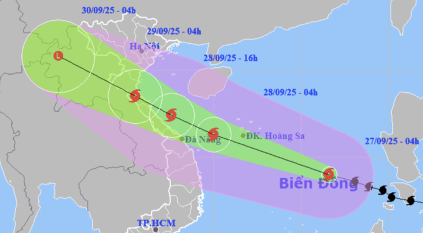 Dự báo hướng di chuyển của bão số 10 Bualoi. Ảnh: Trung tâm Dự báo khí tượng thủy văn quốc gia.