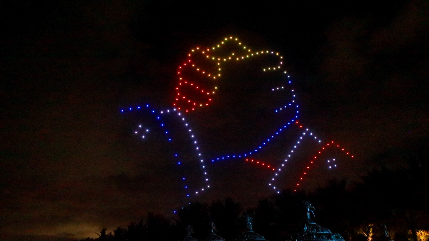 BSR xác định, trên chặng đường xây dựng và phát triển, điều cốt lõi làm nên thành công của BSR chính là tình hữu hảo và mối quan hệ hợp tác tin cậy hiệu quả với tất cả các khách hàng, đối tác trong nước và quốc tế. BSR tự hào là người bạn, người đồng hành