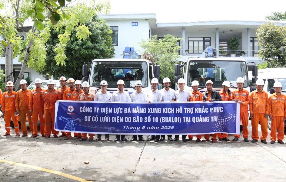 Bão số 10 gây mất điện diện rộng: EVN huy động khẩn cấp lực lượng khắc phục sự cố