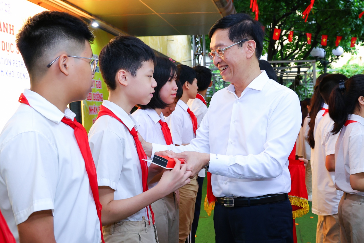 Petrovietnam tiên phong phát triển giáo dục STEM: Khánh thành 2 phòng học tại THCS Tây Mỗ và Tây Mỗ 3