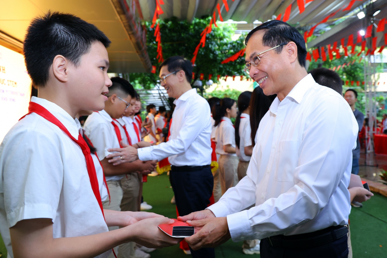 Petrovietnam tiên phong phát triển giáo dục STEM: Khánh thành 2 phòng học tại THCS Tây Mỗ và Tây Mỗ 3