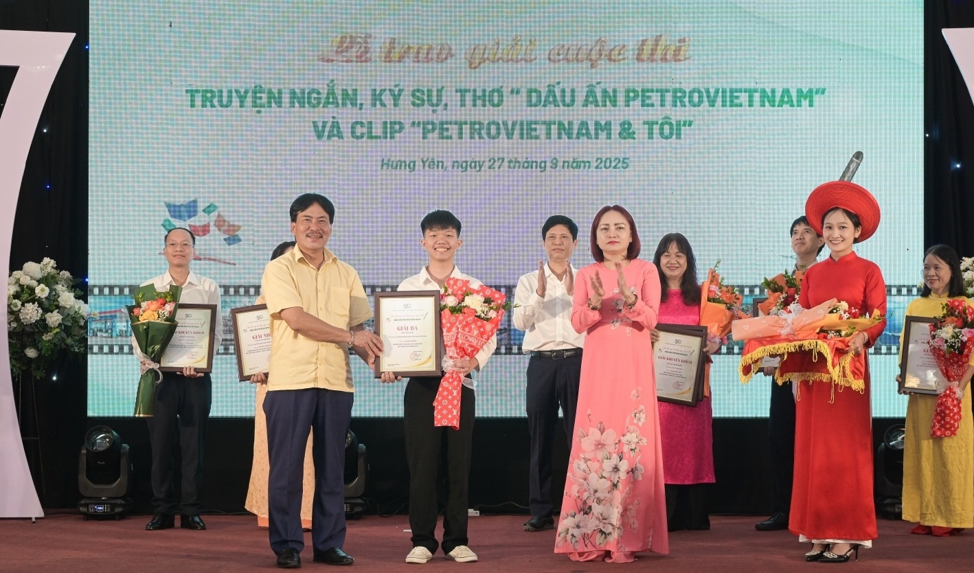 Tác giả trẻ nhất cuộc thi “Dấu ấn Petrovietnam”: Giải thưởng là lời tri ân tới thế hệ đi trước
