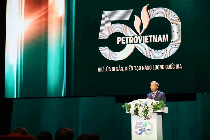 Tổng Bí thư Tô Lâm phát biểu tại lễ kỷ niệm 50 năm thành lập Petrovietnam.