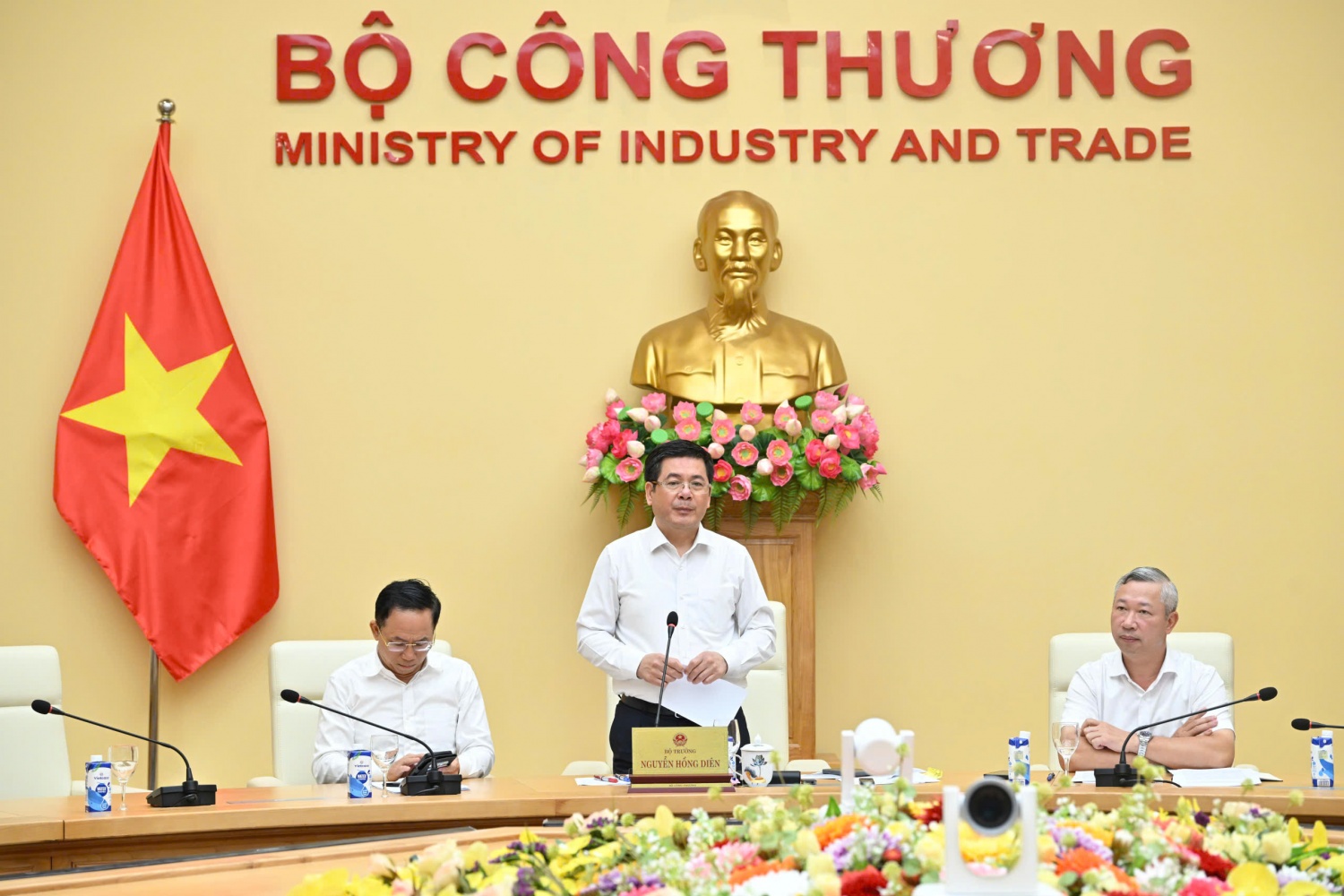 Thúc đẩy xây dựng thị trường điện cạnh tranh minh bạch, hiệu quả