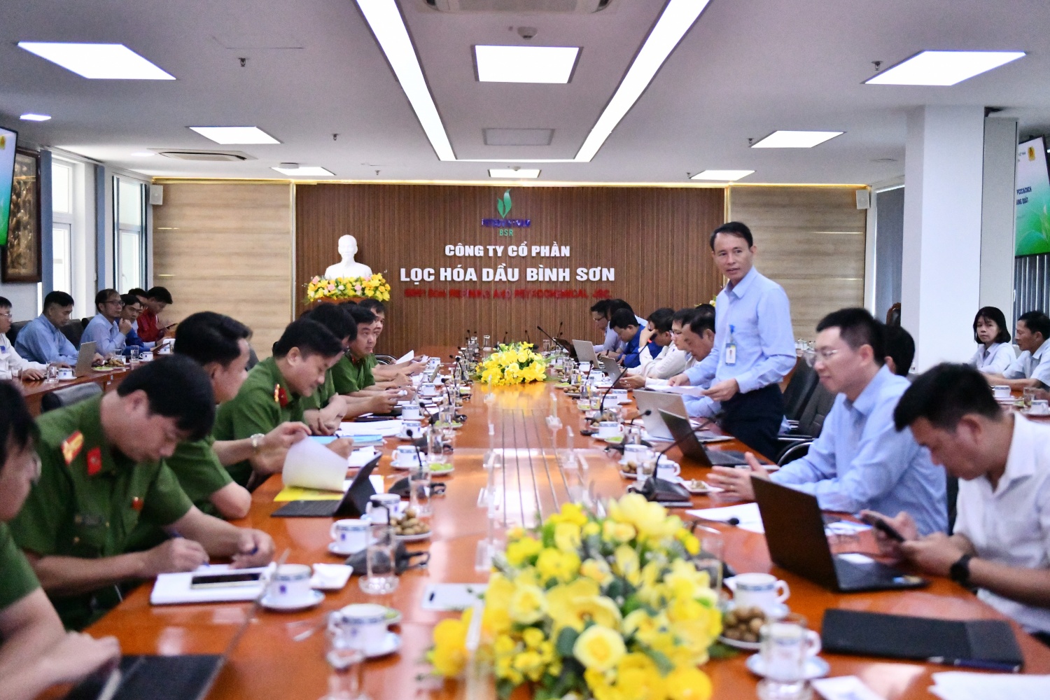 Phòng cháy chữa cháy là nền tảng đảm bảo an toàn cho vận hành Nhà máy Lọc dầu Dung Quất