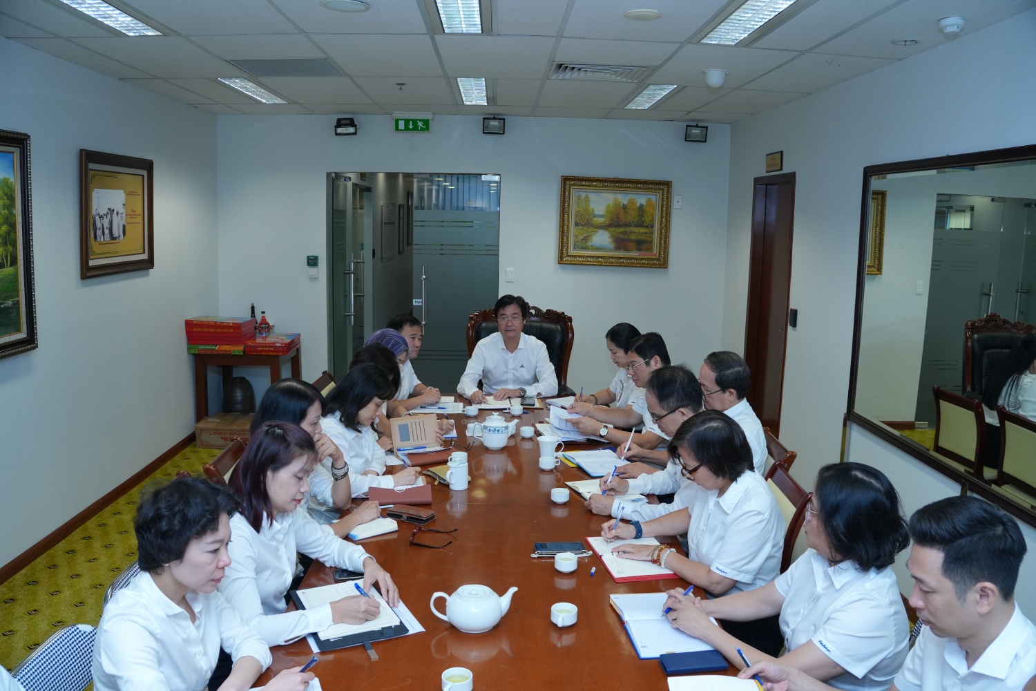 Chi bộ Cơ quan Công đoàn tập đoàn