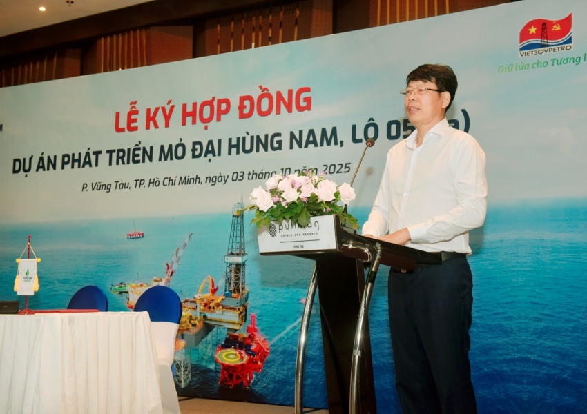 PVEP-POC và Vietsovpetro ký kết hợp đồng EPCI dự án phát triển mỏ Đại Hùng Nam, Lô 05-1(a)
