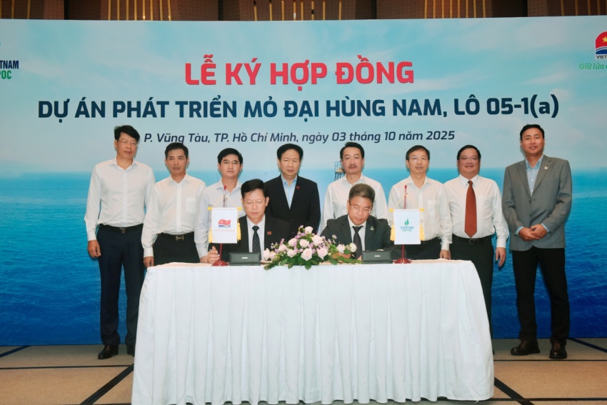 PVEP-POC và Vietsovpetro ký kết hợp đồng EPCI dự án phát triển mỏ Đại Hùng Nam, Lô 05-1(a)