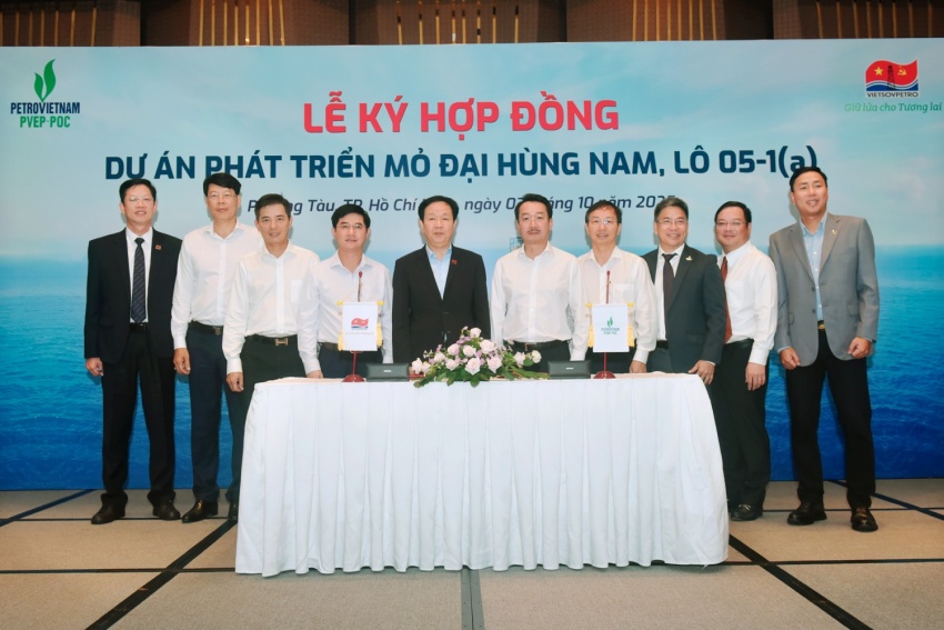 PVEP-POC và Vietsovpetro ký kết hợp đồng EPCI dự án phát triển mỏ Đại Hùng Nam, Lô 05-1(a)