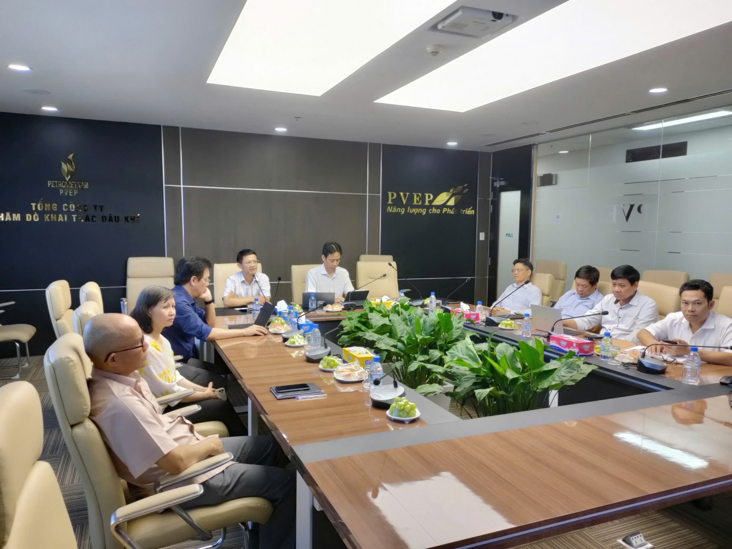 PVEP tổ chức sinh hoạt Chi bộ tháng 10: “Nói ít - Nghĩ nhiều - Làm nhiều - Tốc độ nhanh - Hiệu quả cao”