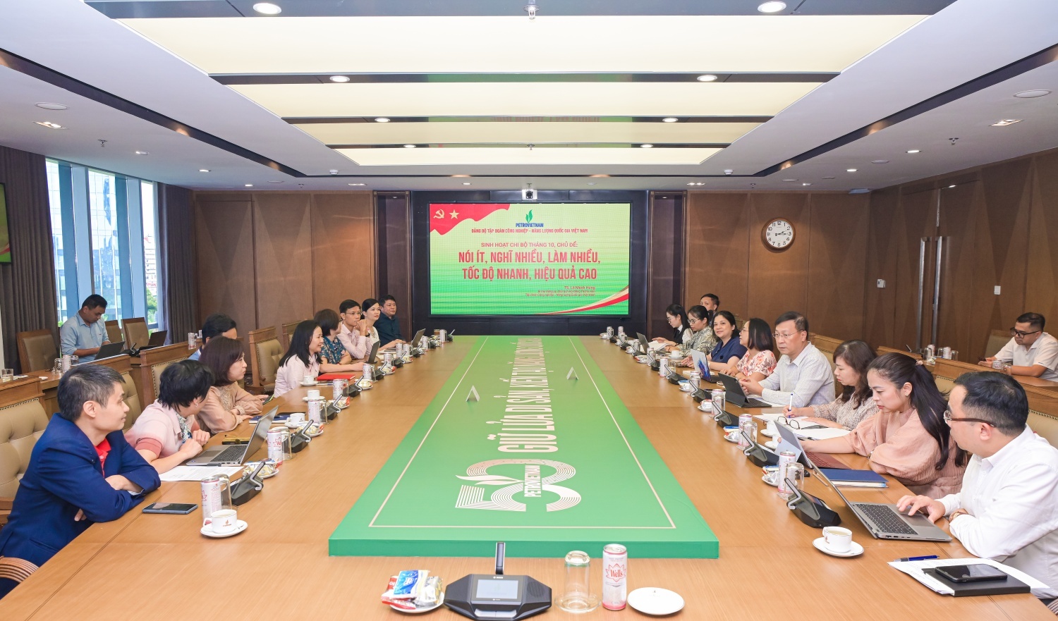 Đảng bộ Bộ máy Quản lý và Điều hành Petrovietnam quán triệt tinh thần “Nói ít, nghĩ nhiều, làm nhiều, tốc độ nhanh, hiệu quả cao”